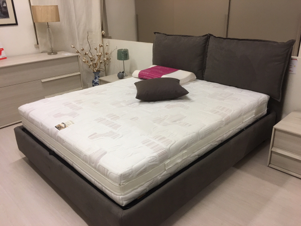 Aria Bed