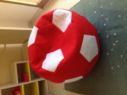 pouf pallone