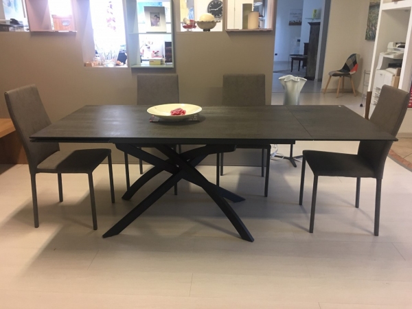 TAVOLO CERAMICA TWIST